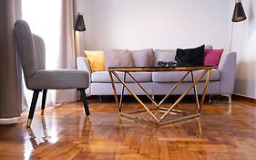 Daphnes Luxury Athens Center Apartment